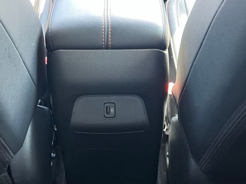 Used 2023 Nissan Sentra SR w/ SR Premium Package image 17