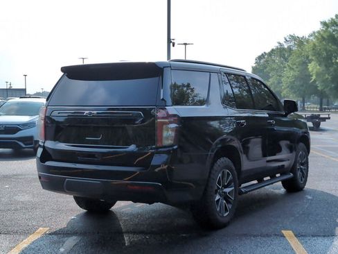 Used 2021 Chevrolet Tahoe Z71 w/ Z71 Signature Package AWD/4WD image 7