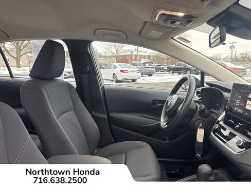 Used 2024 Toyota Corolla LE image 16
