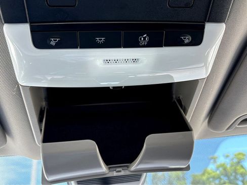 Used 2025 Nissan Altima 2.5 SV FWD image 29