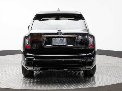 New 2027 Rolls-Royce Cullinan Black Badge AWD/4WD image 5