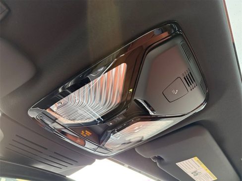 Used 2025 BMW X5 xDrive40i image 34