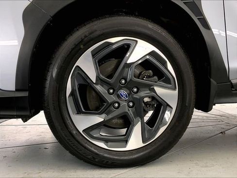 Used 2024 Subaru Crosstrek 2.5i Limited AWD/4WD image 9
