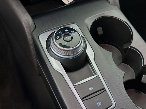 Used 2025 Ford Escape ST-Line image 19