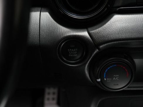 Used 2019 MAZDA MX-5 Miata Sport image 29