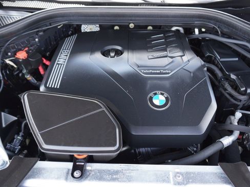 Used 2025 BMW X4 xDrive30i w/ Premium Package AWD/4WD image 36
