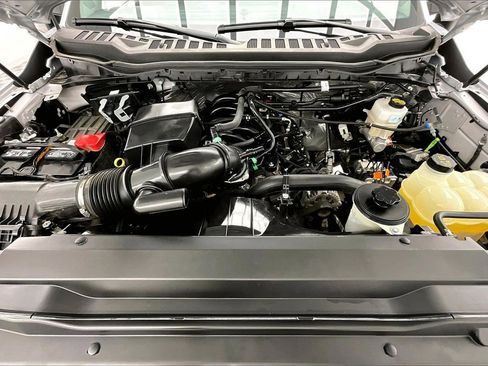 Used 2023 Ford F250 XLT w/ Camper Package image 8