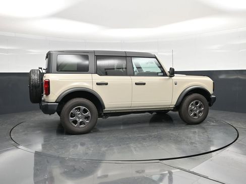 Used 2025 Ford Bronco Big Bend image 2