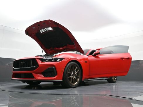 Used 2024 Ford Mustang GT Premium image 39