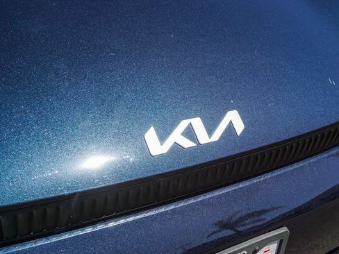 Certified 2024 Kia EV6 Light RWD image 12