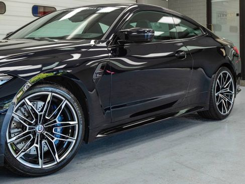Used 2023 BMW M4 Competition RWD image 15