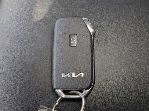 Used 2022 Kia Telluride SX w/ Nightfall Edition Package AWD/4WD image 33