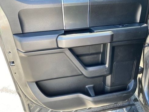 Used 2019 Ford F150 XLT w/ Equipment Group 302A Luxury AWD/4WD image 28