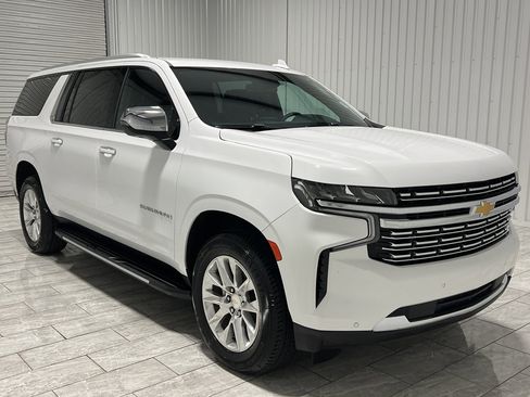 Used 2023 Chevrolet Suburban Premier image 7