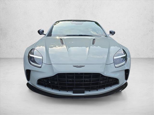 Used 2025 Aston Martin V8 Vantage Coupe RWD image 2