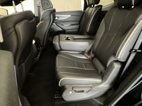 Used 2023 Acura MDX SH-AWD w/ Advance Package image 21