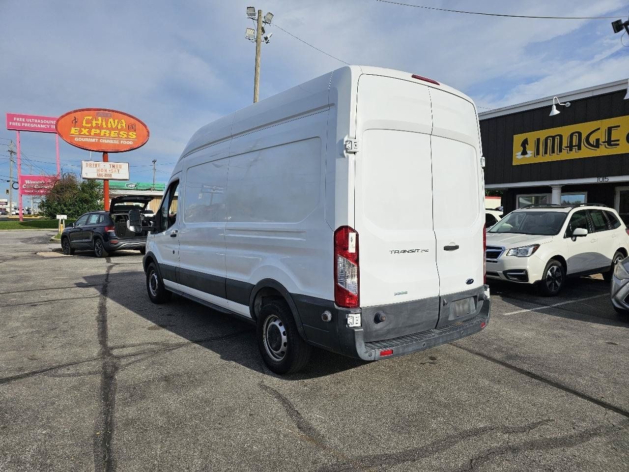 Used 2017 Ford Transit 250 148 High Roof RWD image 7