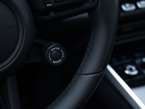 Certified 2025 Porsche 911 Turbo image 28