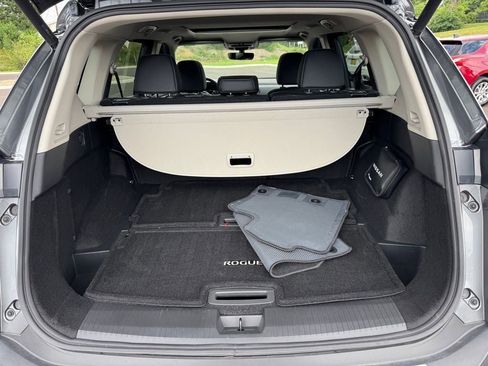 Used 2023 Nissan Rogue SL w/ SL Premium Package FWD image 21