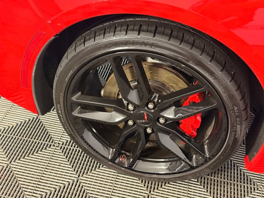 Used 2016 Chevrolet Corvette Stingray Coupe w/ 2LT Preferred Equipment Group RWD image 18