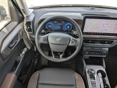 New 2025 Ford Bronco Sport Outer Banks w/ Outer Banks Tech Package+ image 17