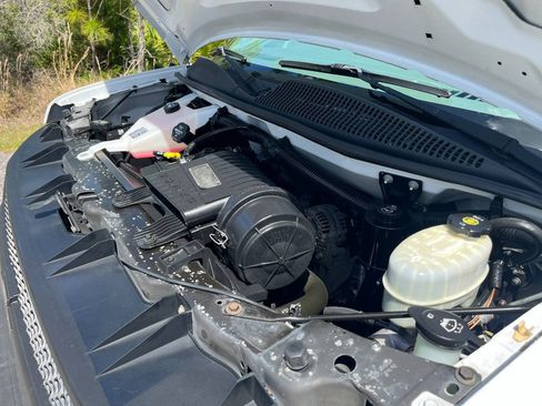 Used 2013 Chevrolet Express 3500 Extended RWD image 31