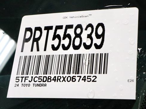 Used 2024 Toyota Tundra Limited AWD/4WD image 32