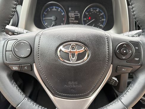 Used 2017 Toyota RAV4 XLE w/ Plus Special Value Package FWD image 8