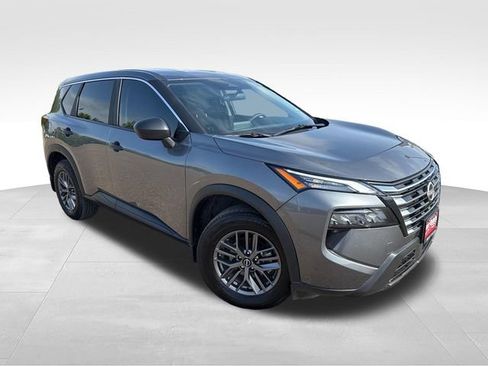 Certified 2025 Nissan Rogue S FWD image 1