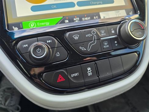 Used 2021 Chevrolet Bolt LT image 28