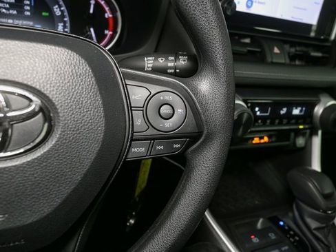 Used 2023 Toyota RAV4 LE image 26