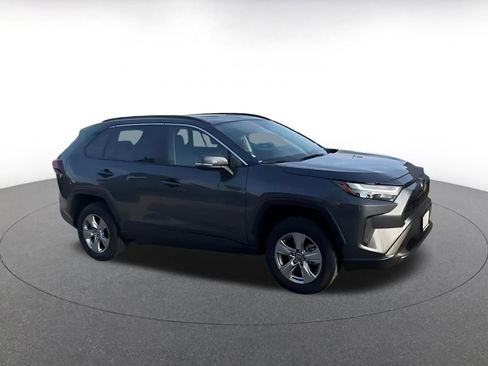 Used 2025 Toyota RAV4 XLE image 2