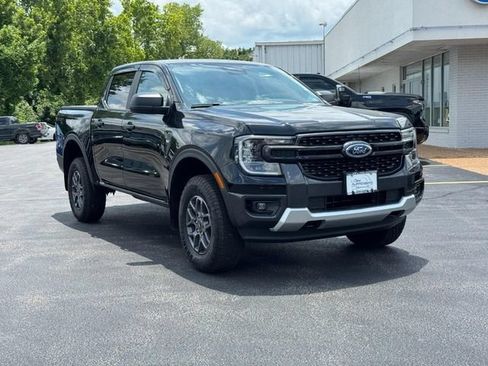 Used 2025 Ford Ranger XLT w/ Advanced Towing Package AWD/4WD image 2
