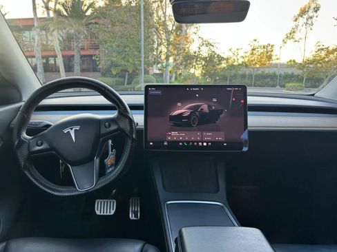 Used 2022 Tesla Model Y Performance AWD/4WD image 32