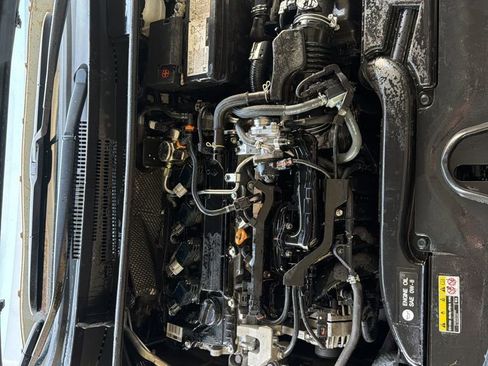 Used 2024 Toyota Corolla LE image 29