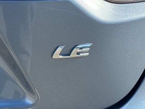Used 2022 Toyota Corolla LE FWD image 24