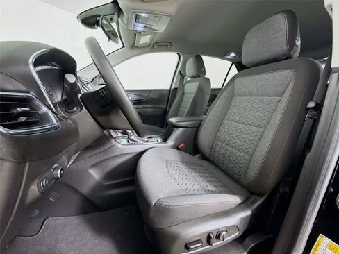 Used 2023 Chevrolet Equinox LT AWD/4WD image 21