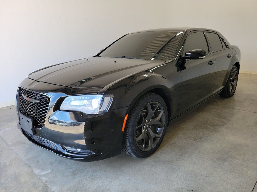 Used 2022 Chrysler 300 S RWD image 32