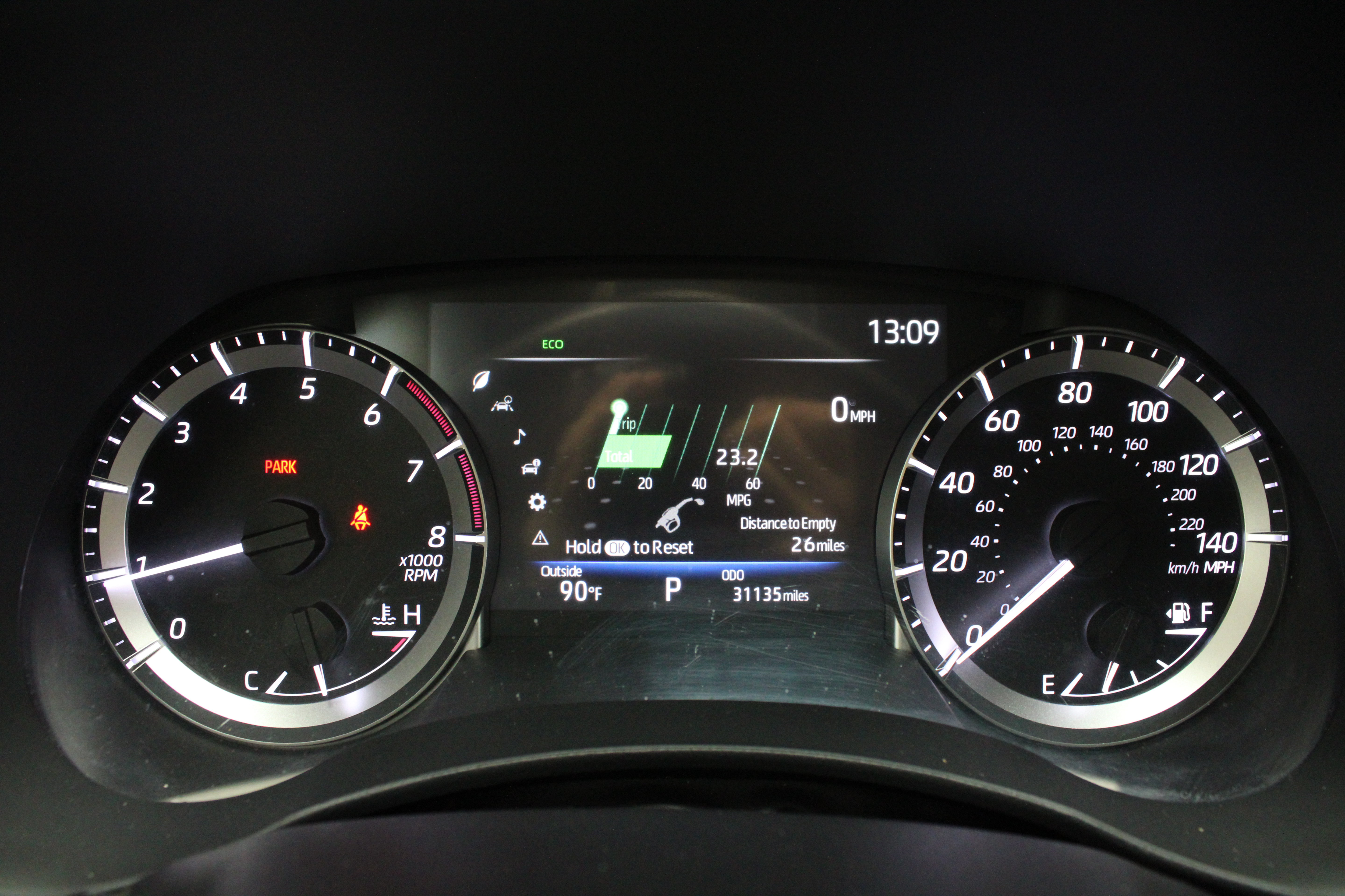 Used 2025 Toyota Highlander LE FWD image 41