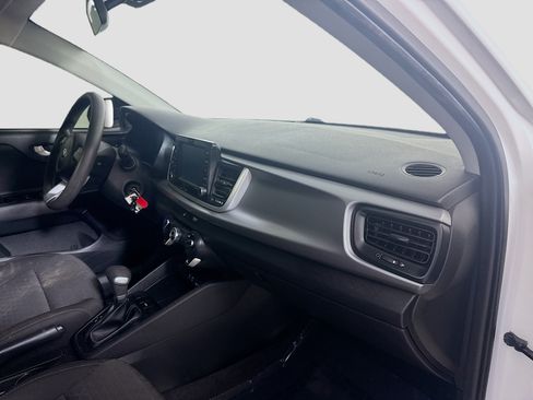Used 2020 Kia Rio LX FWD image 29