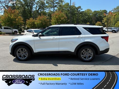 New 2026 Ford Explorer Active w/ Active Comfort Package AWD/4WD image 7