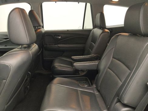 Used 2019 Honda Pilot Elite image 18