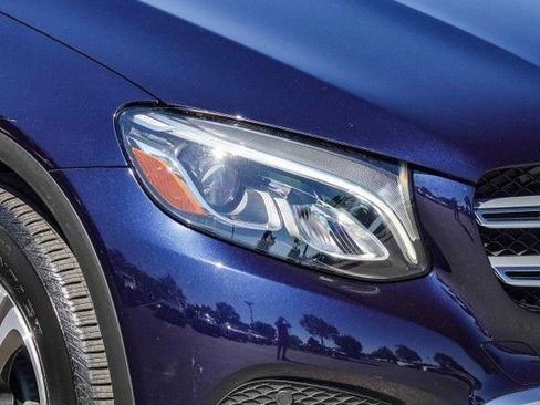 Certified 2019 Mercedes-Benz GLC 300 GLC 300 image 9