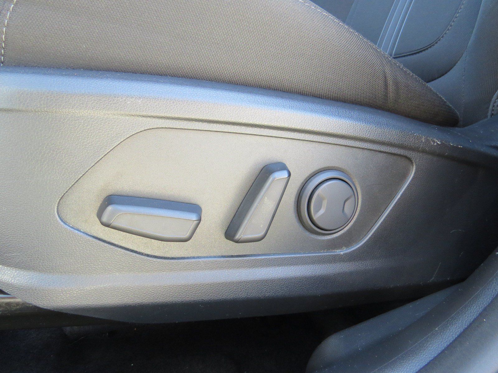 Used 2025 Hyundai Tucson SEL FWD image 14
