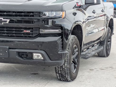 Used 2021 Chevrolet Silverado 1500 LT Trail Boss w/ Convenience Package II image 10