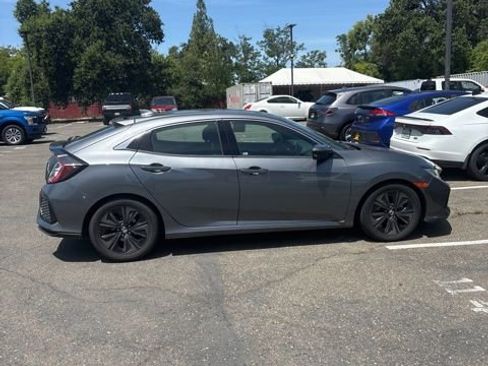 Used 2019 Honda Civic EX image 3