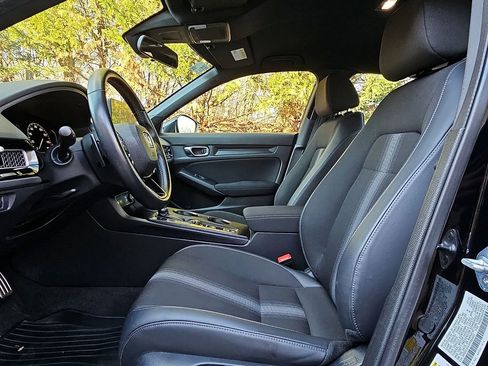 Used 2023 Honda Civic Sport image 12