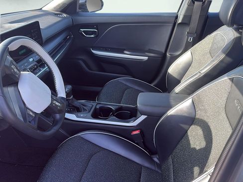 Used 2025 Kia K4 GT-Line image 14