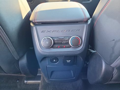 Used 2025 Ford Explorer ST AWD/4WD image 18