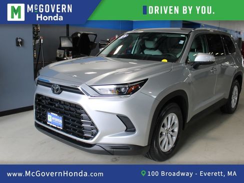 Used 2024 Toyota Grand Highlander AWD image 1